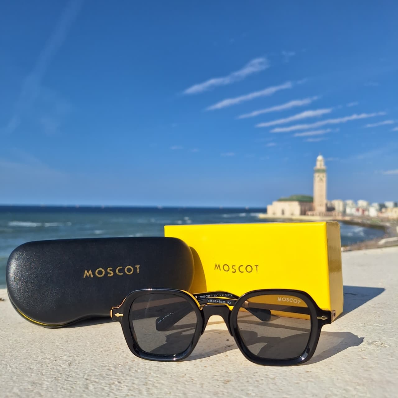 Lunettes MOSCOT ZEDEL noir et doré avec protection UV400.